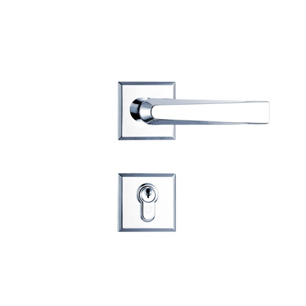 ϵ HD-67832H 